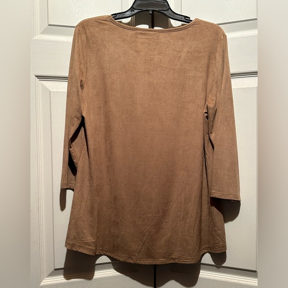 Tan Medium Kim Rogers top with suede feel material. - Picture 3 of 3
